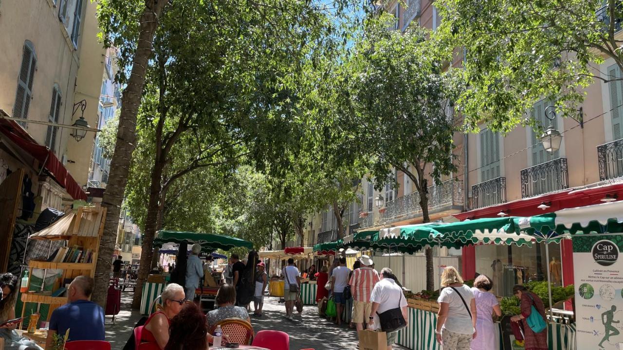 Appartamento Vue Sur Rade élégant Vaste Climatisé étage élevé Ascenseur Proche Parking Et Toutes Commodités Au Cœur Du Historique *