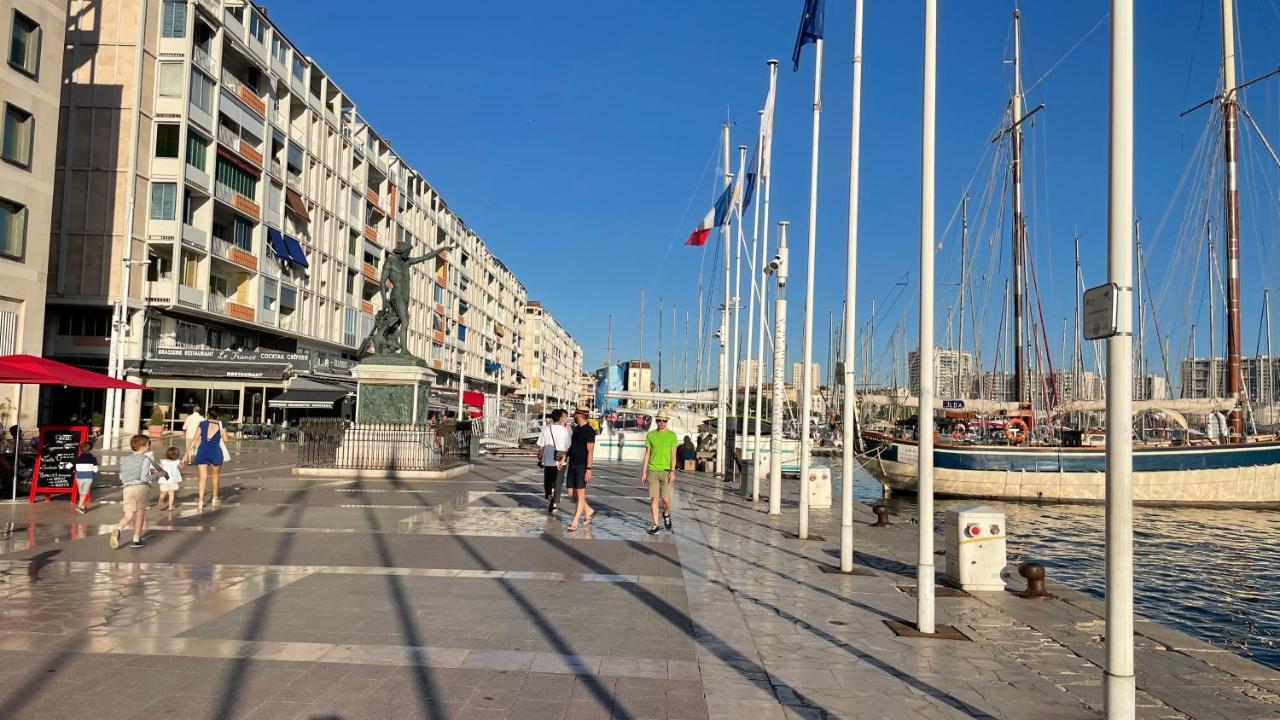 Apartment Vue Sur Rade: élégant Climatisé Au Cœur De Historique Toulon